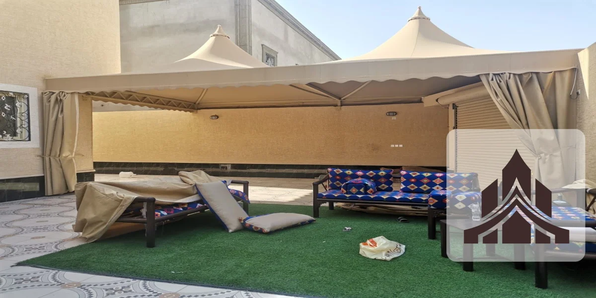 مظلات هرميه