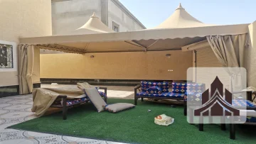 مظلات هرميه