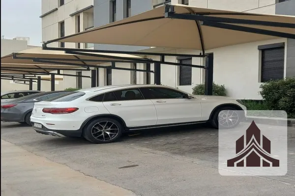 مظلات سيارات لكسان شفافة