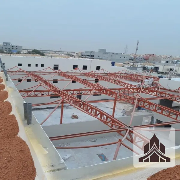 مظلات مدارس آمنة لحماية الطلاب من الحرارة والأمطار