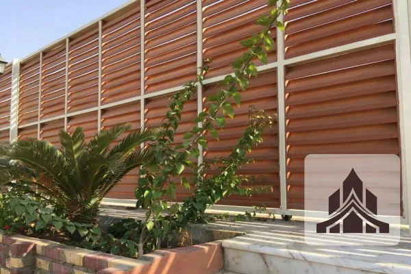 سواتر خشبية مقاومة للعوامل الجوية