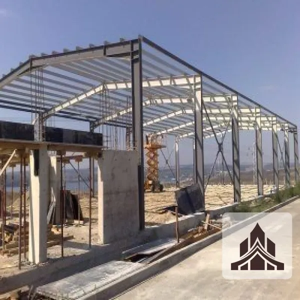 هناجر بأسقف معدنية عازلة ومقاومة