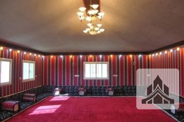 بيوت شعر بأحجام متنوعة