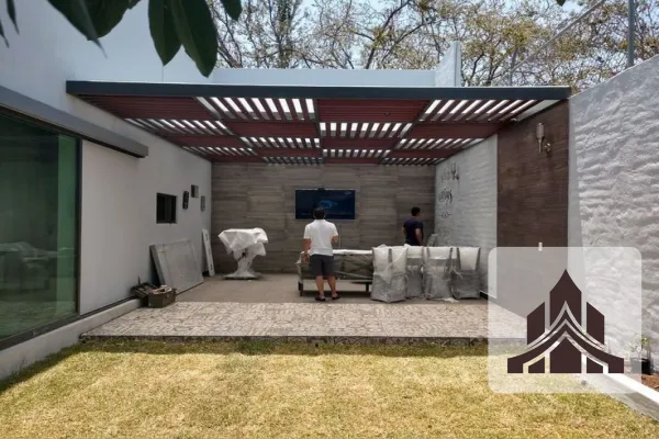 برجولات بأسقف متحركة وثابتة